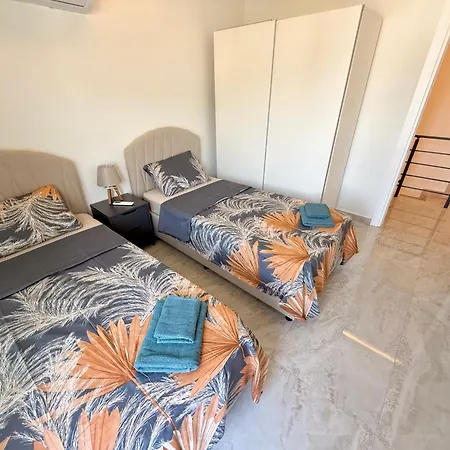 Sa Apartments! Luxury 2bd Duplex