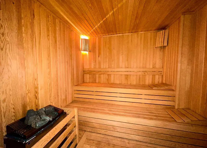 Sa Apartments! Luxury 2bd Duplex Apartment *